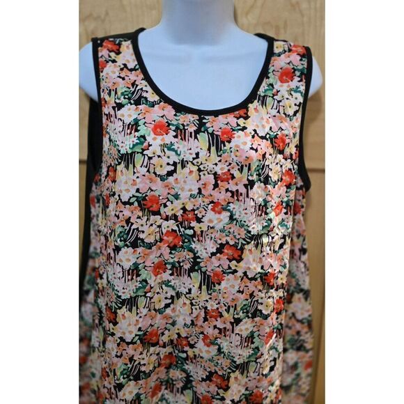 Floral Print Sleeveless Top By Betseys Boutique Shop L Black & Multicolor - Picture 2 of 7